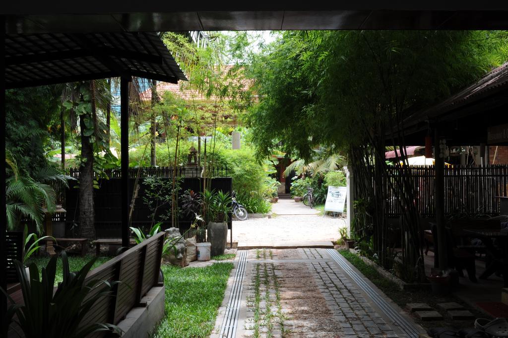 The City Premium Guesthouse Siem Reap Exterior photo