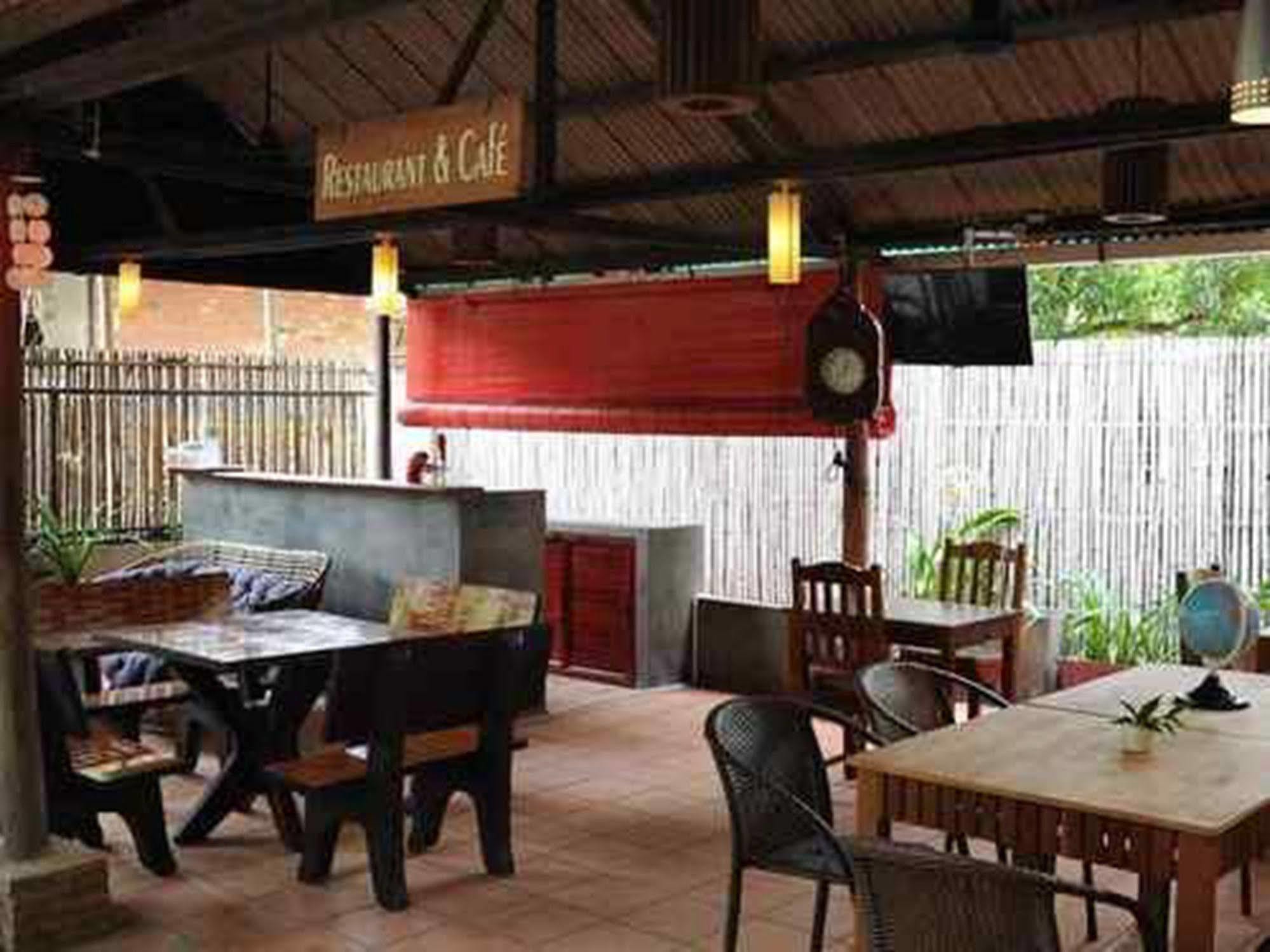 The City Premium Guesthouse Siem Reap Exterior photo