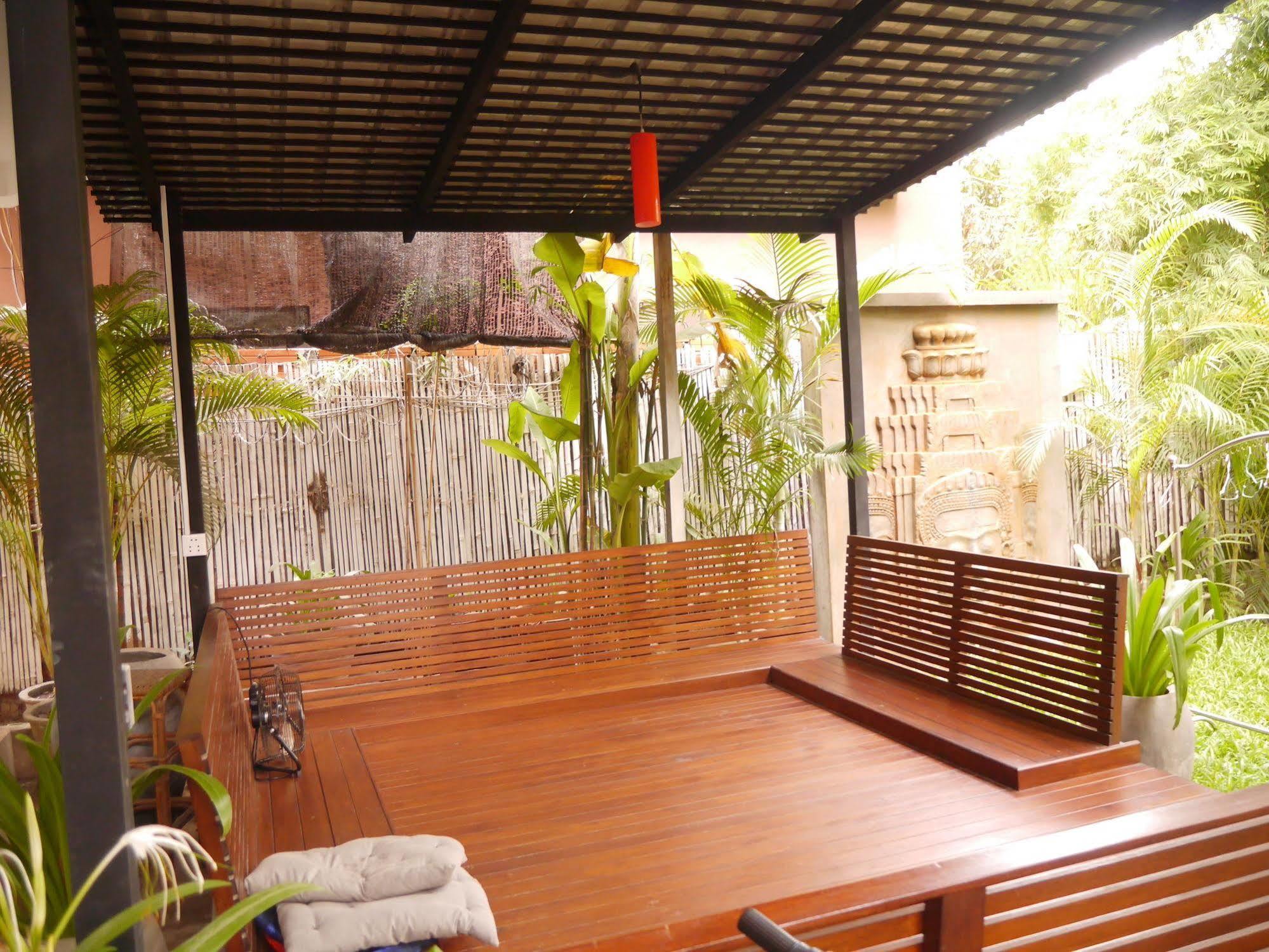 The City Premium Guesthouse Siem Reap Exterior photo