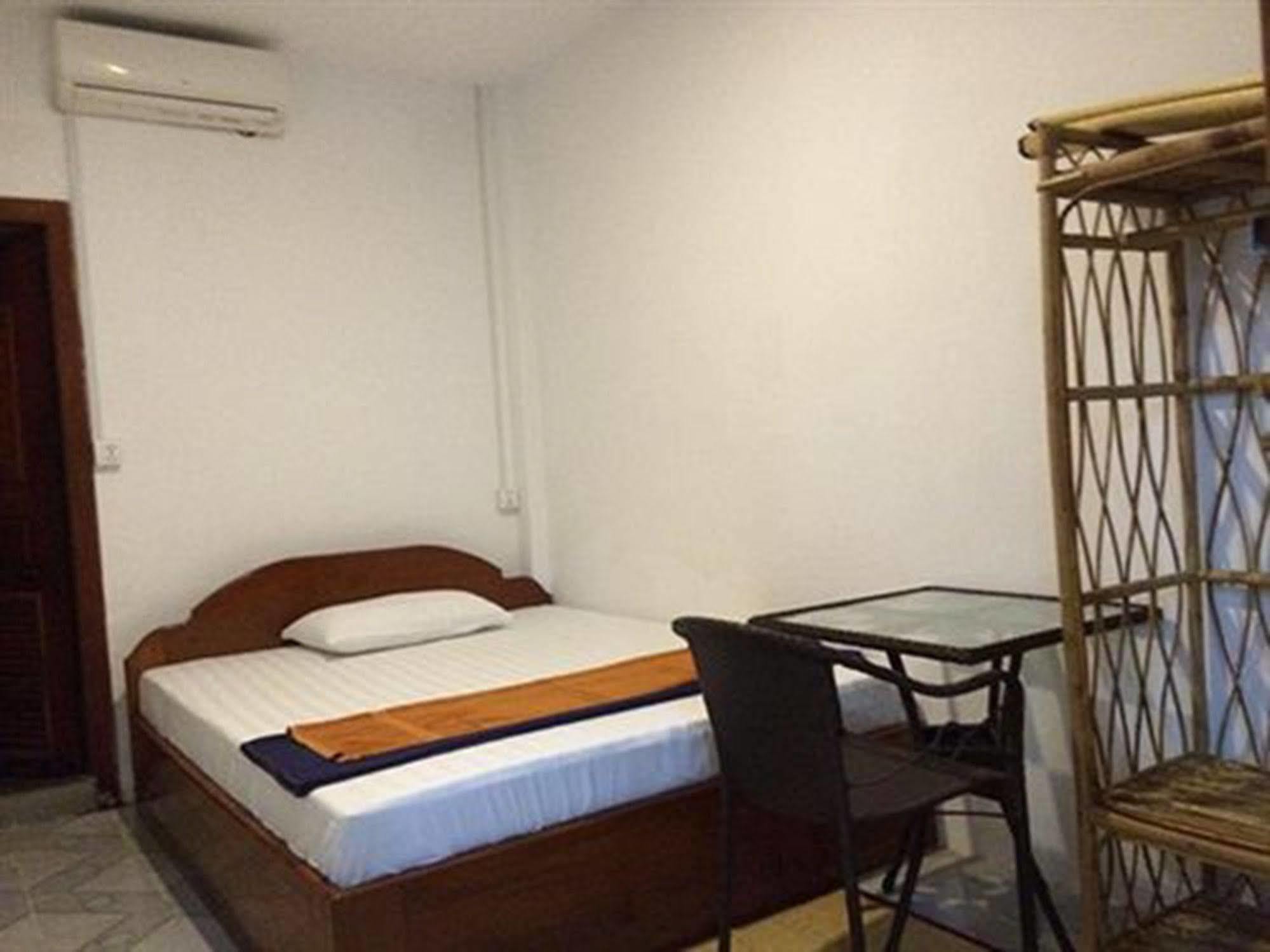 The City Premium Guesthouse Siem Reap Exterior photo